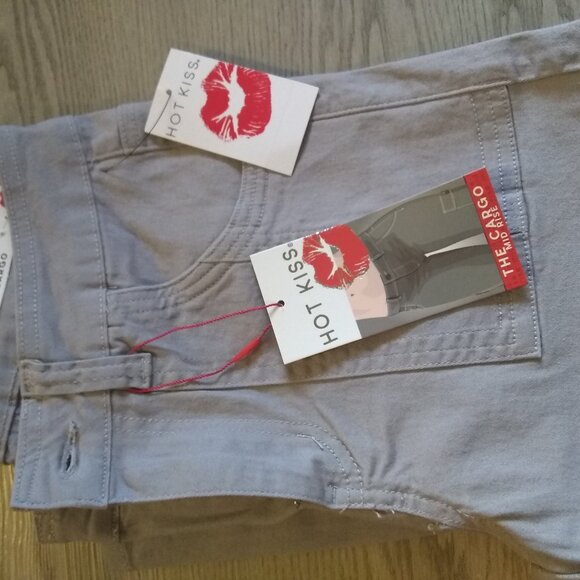 Hot Kiss Mid Rise Grey Cargo Pants - Size 5 - NWT - Junior’s - Casual Utility - Picture 2 of 11